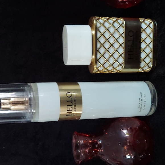 Perfect I'm sad - Picture 1 of 4